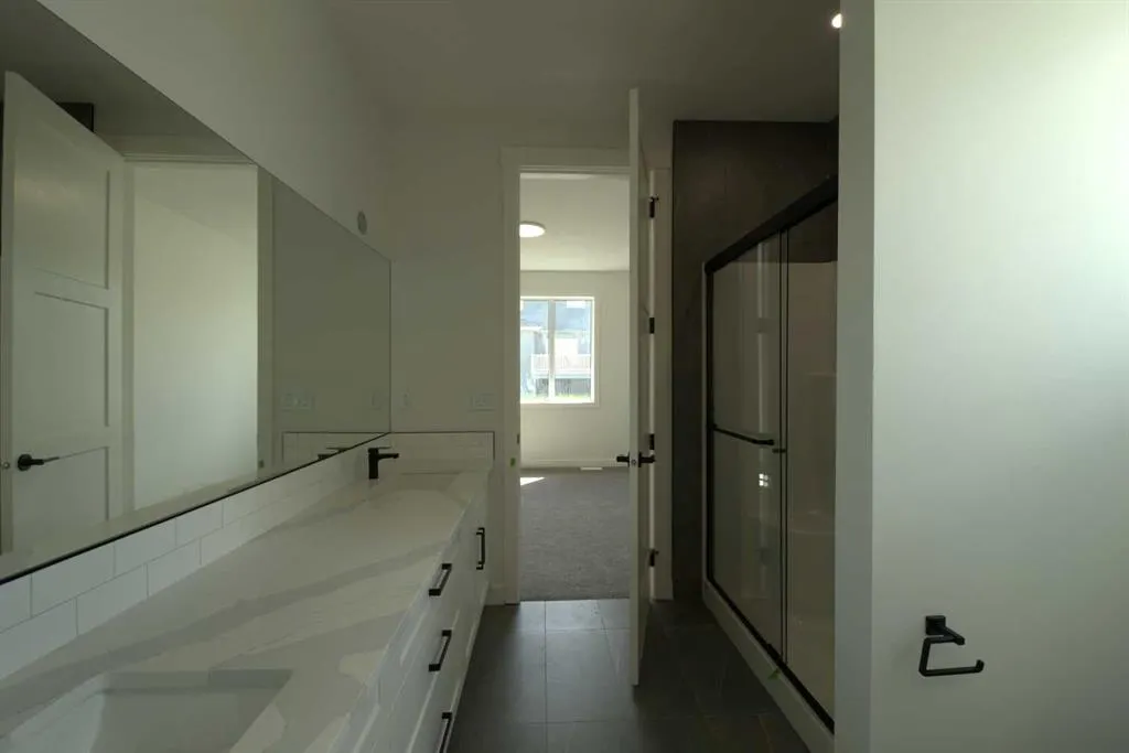 1117 Iron Ridge Avenue