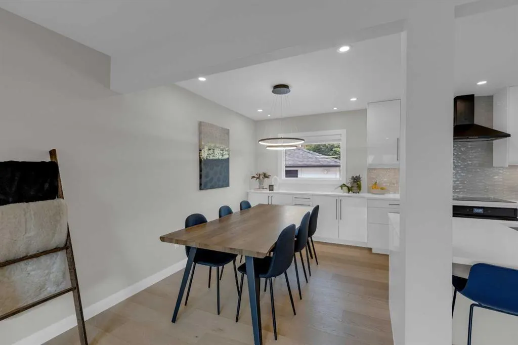 24 Canyon Drive NW