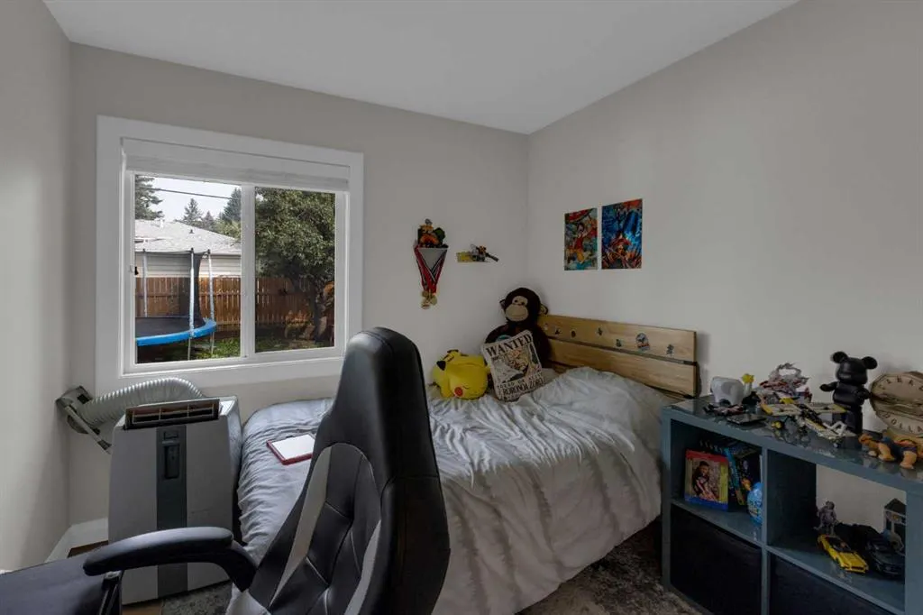 24 Canyon Drive NW