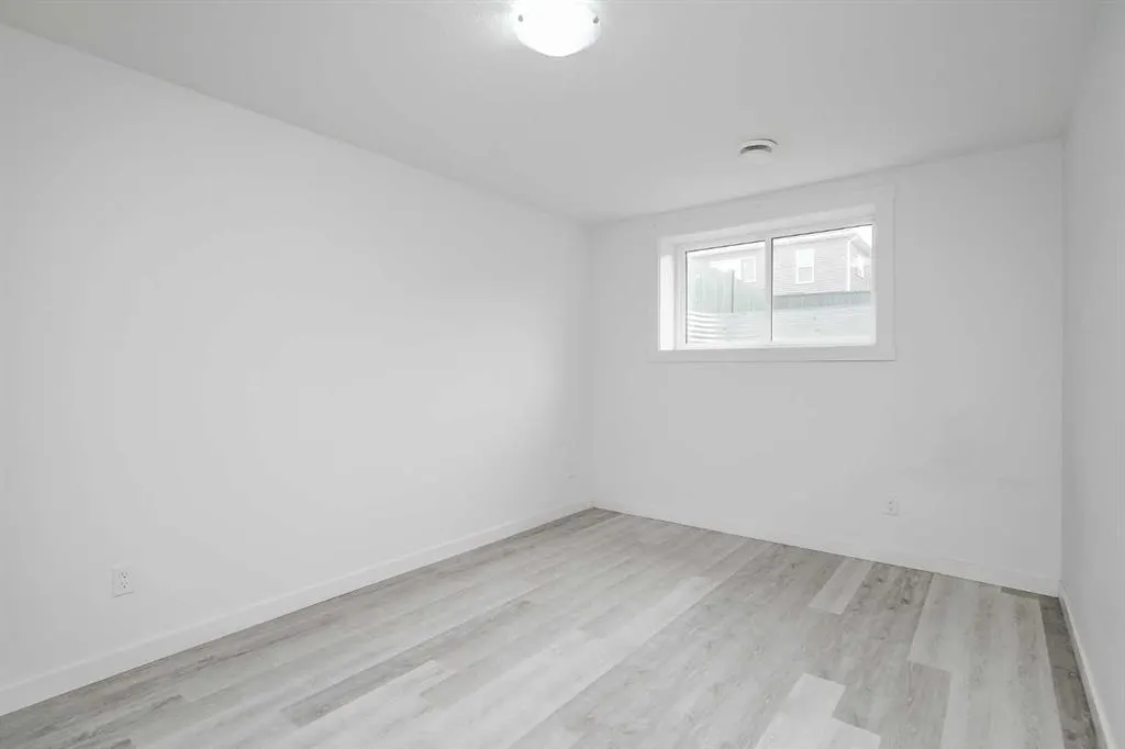 34 Belmont Crescent SW