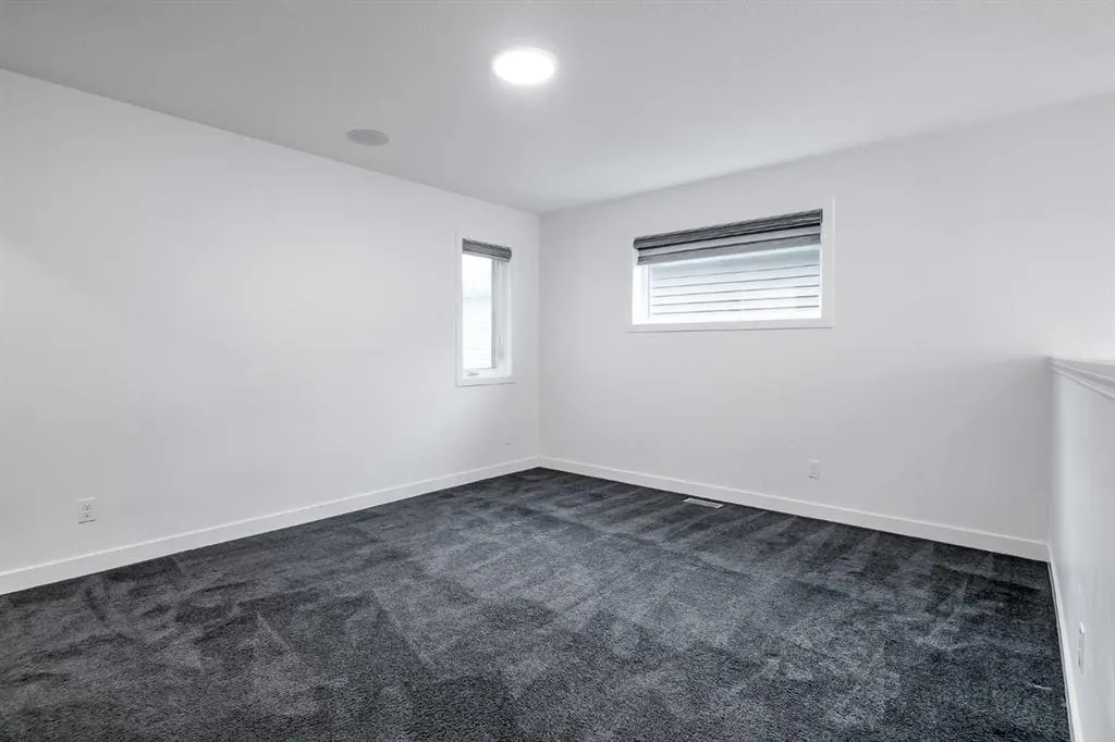 34 Belmont Crescent SW
