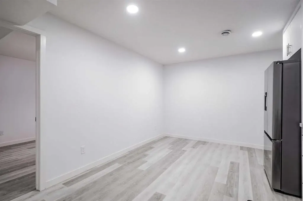34 Belmont Crescent SW