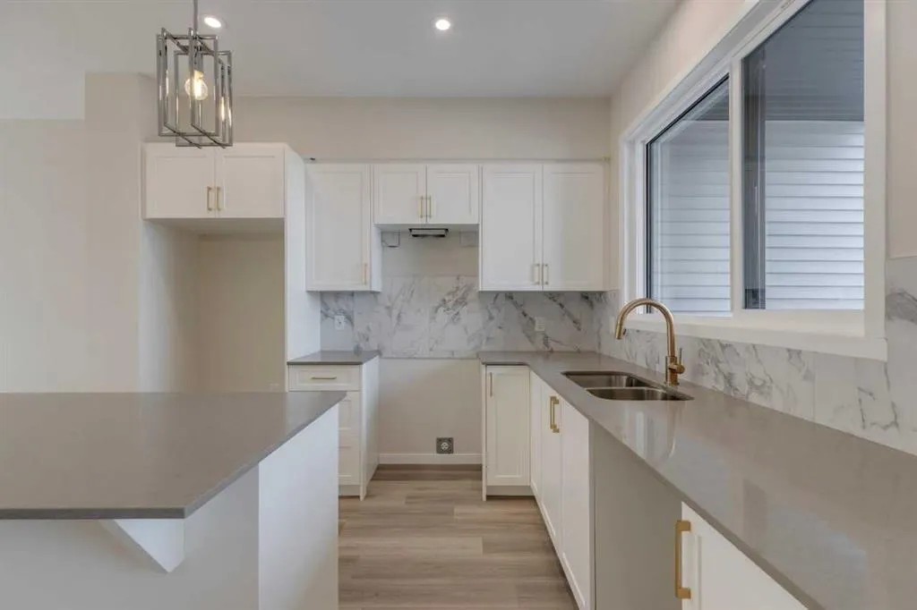 81 Midtown Boulevard SW, #611