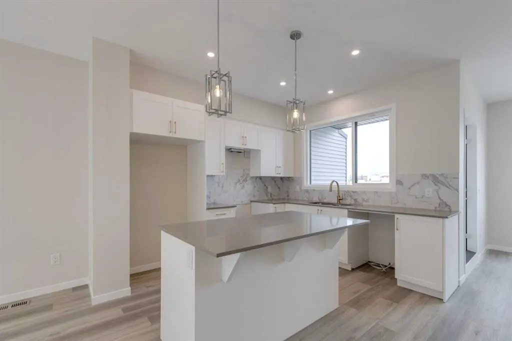 81 Midtown Boulevard SW, #611