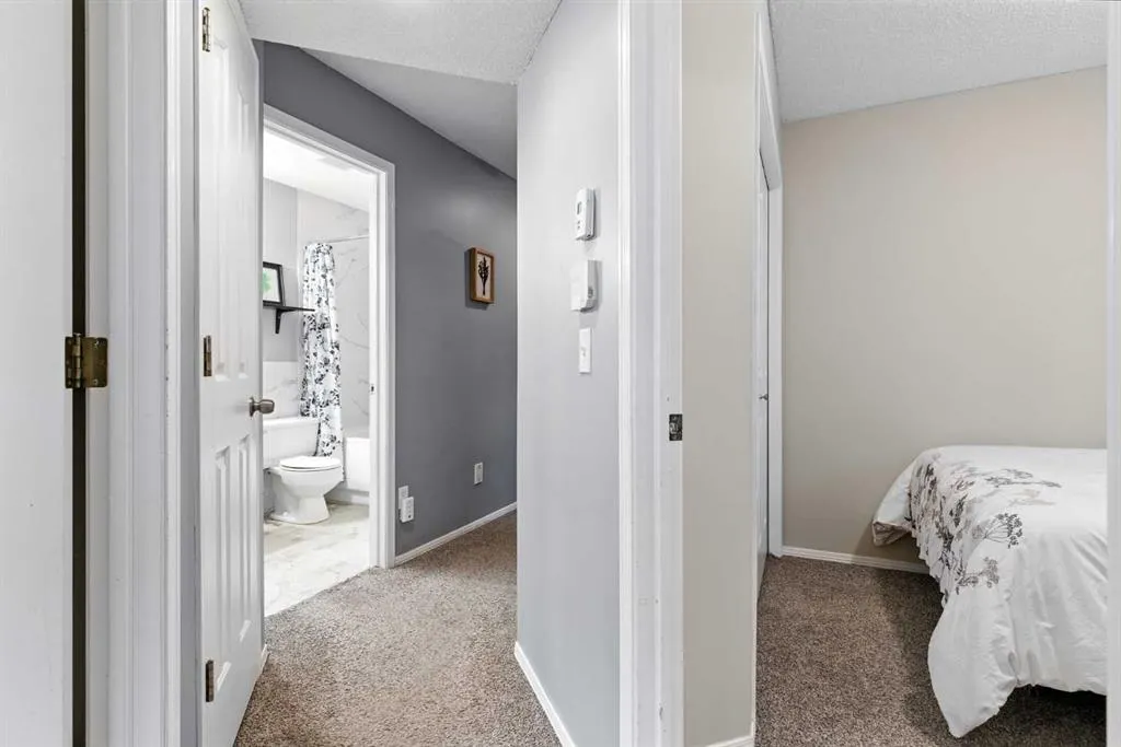 2207 28 Street SW, #2