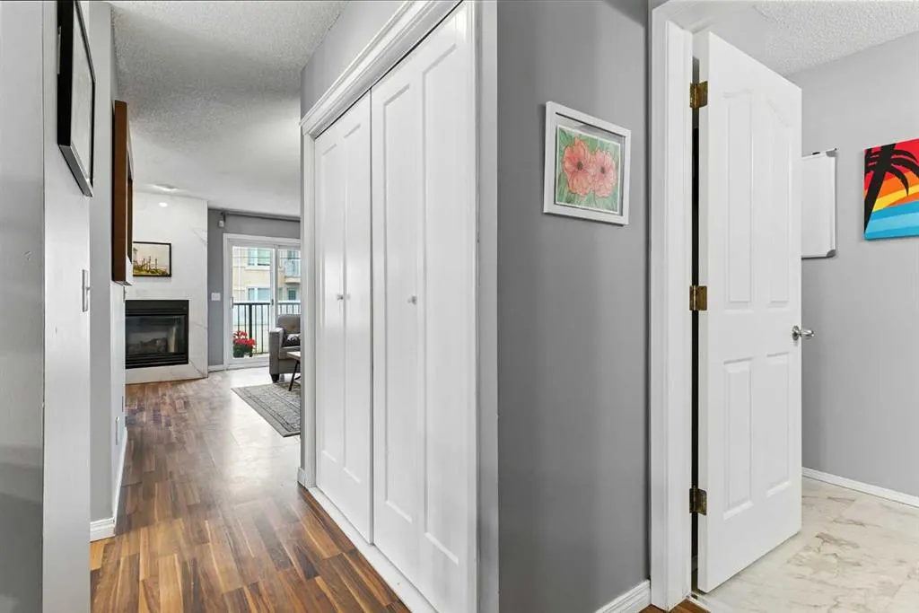 2207 28 Street SW, #2