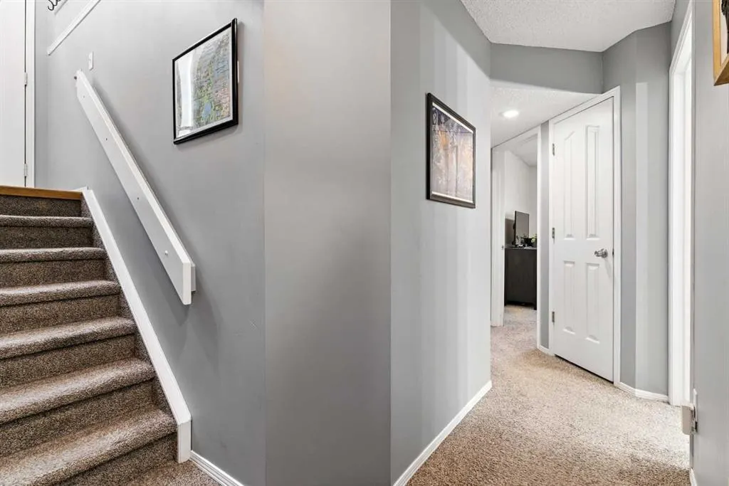 2207 28 Street SW, #2
