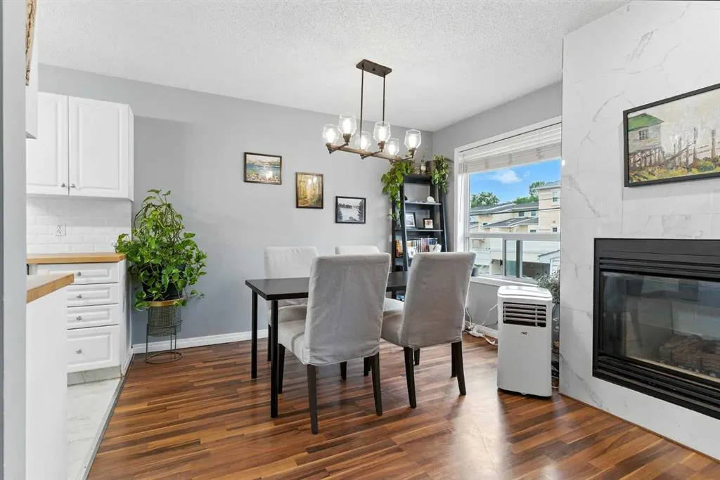 2207 28 Street SW, #2