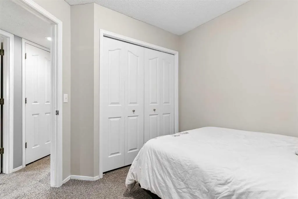 2207 28 Street SW, #2