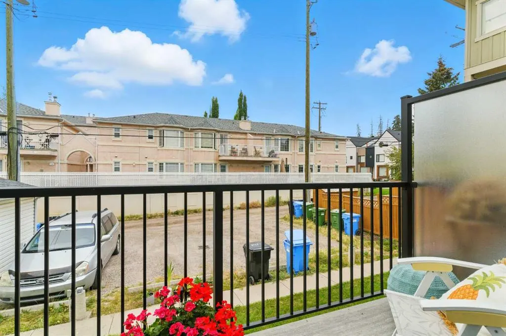 2207 28 Street SW, #2