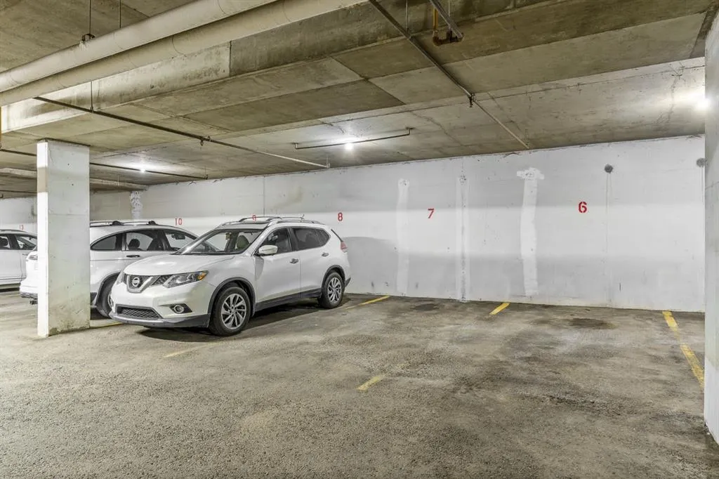 207 Village Terrace SW, #3