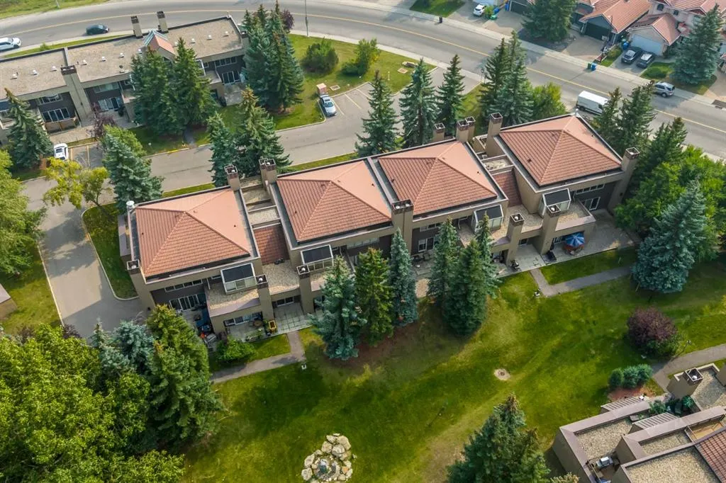 207 Village Terrace SW, #3