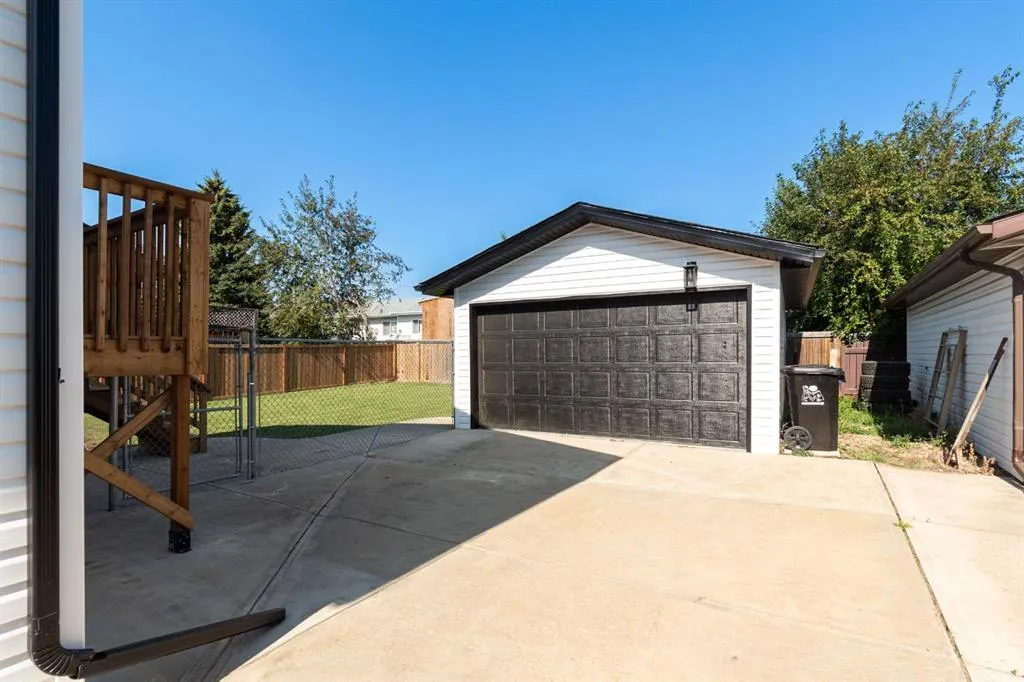 280 Beaton Place