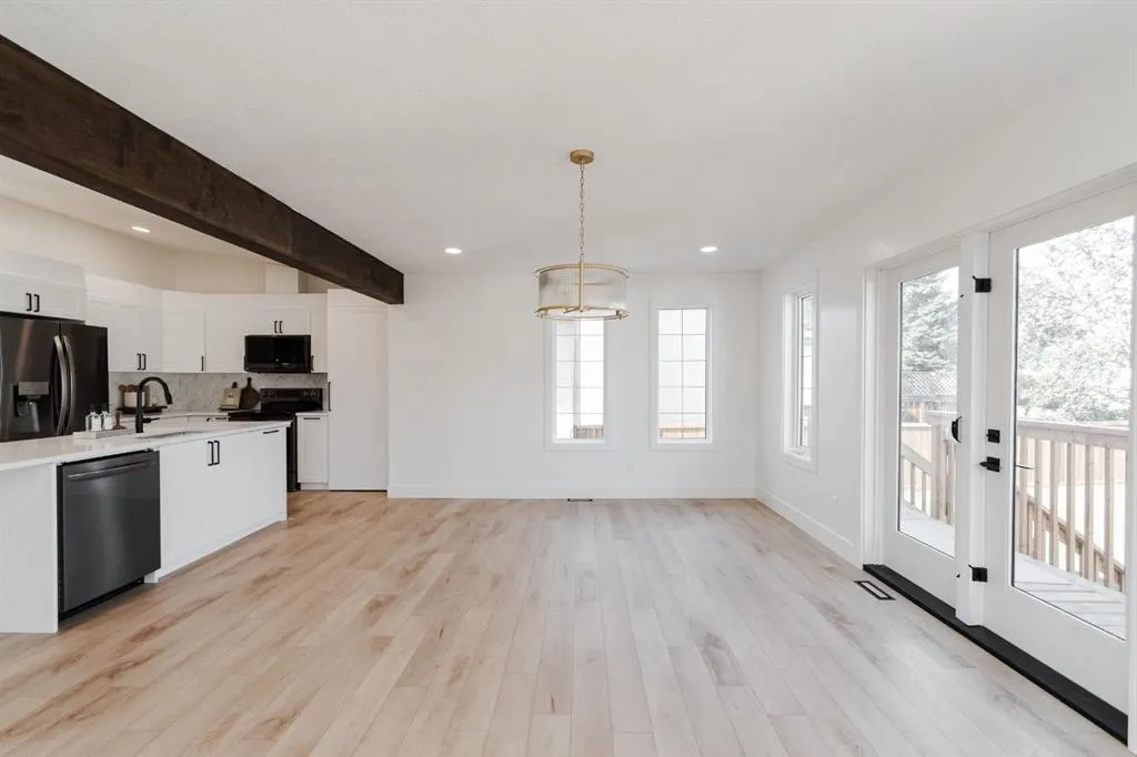 280 Beaton Place
