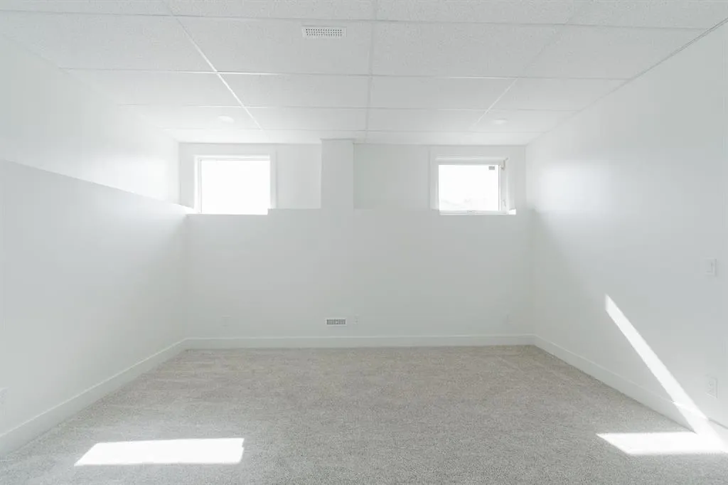 280 Beaton Place