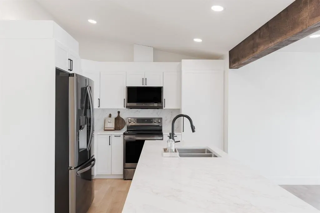 280 Beaton Place