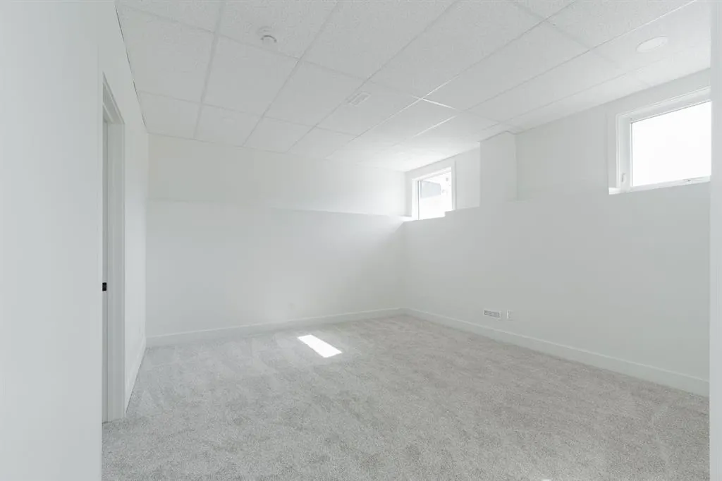 280 Beaton Place