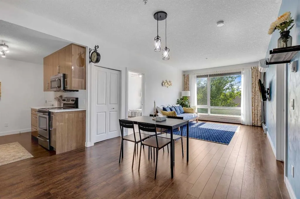 607 17 Avenue NW, #205