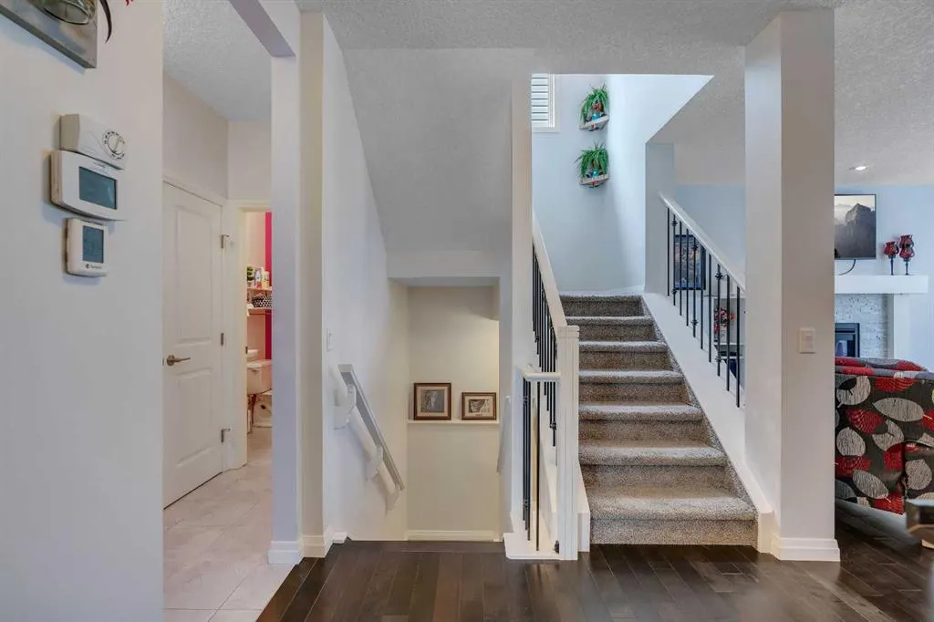 223 Auburn Meadows Crescent SE