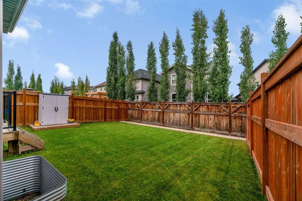 223 Auburn Meadows Crescent SE