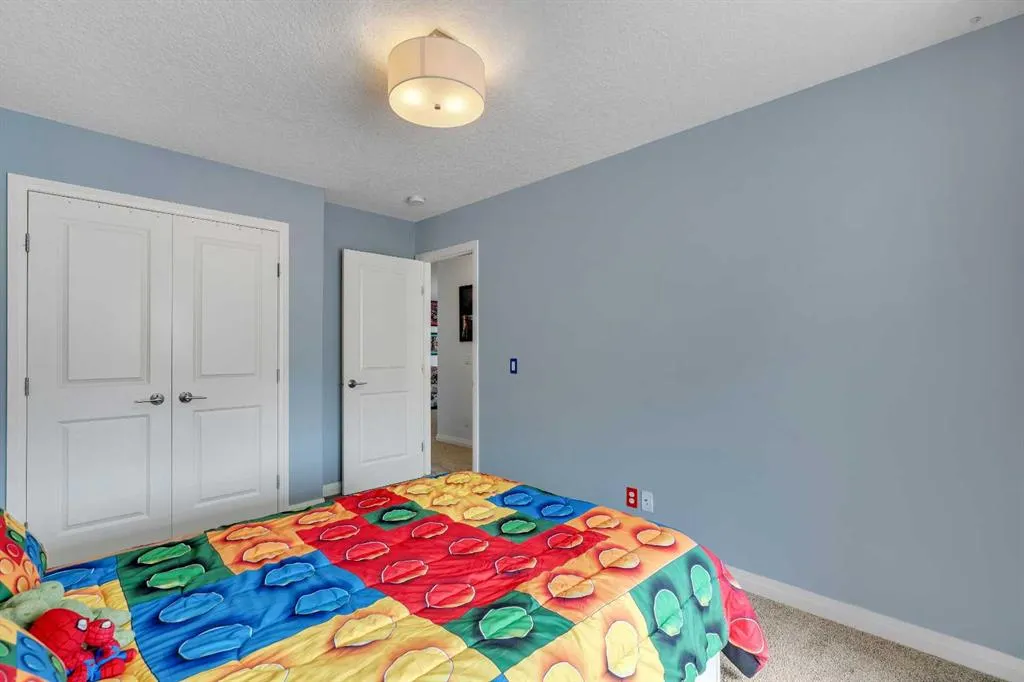 223 Auburn Meadows Crescent SE