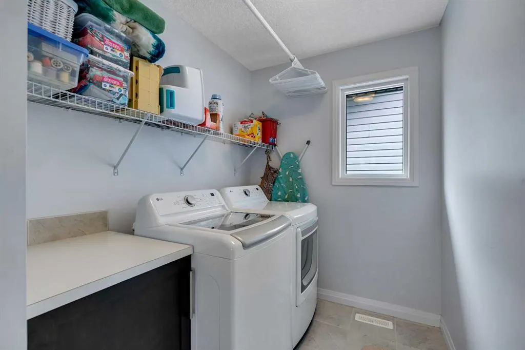223 Auburn Meadows Crescent SE