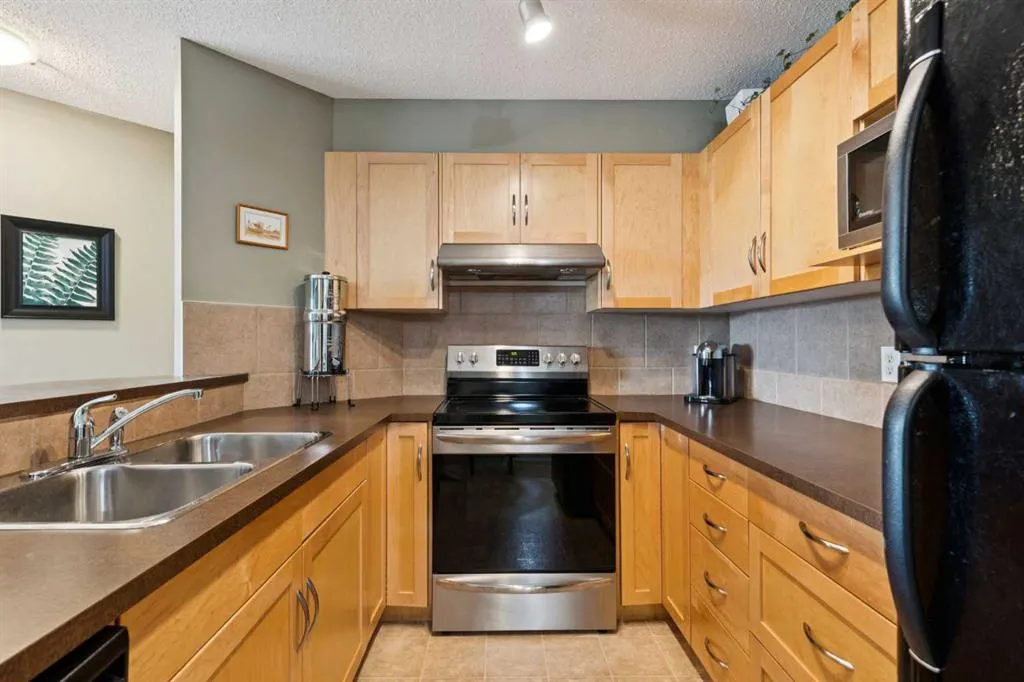 5 Country Village Park NE, #1304