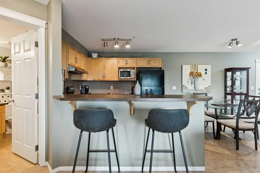 5 Country Village Park NE, #1304