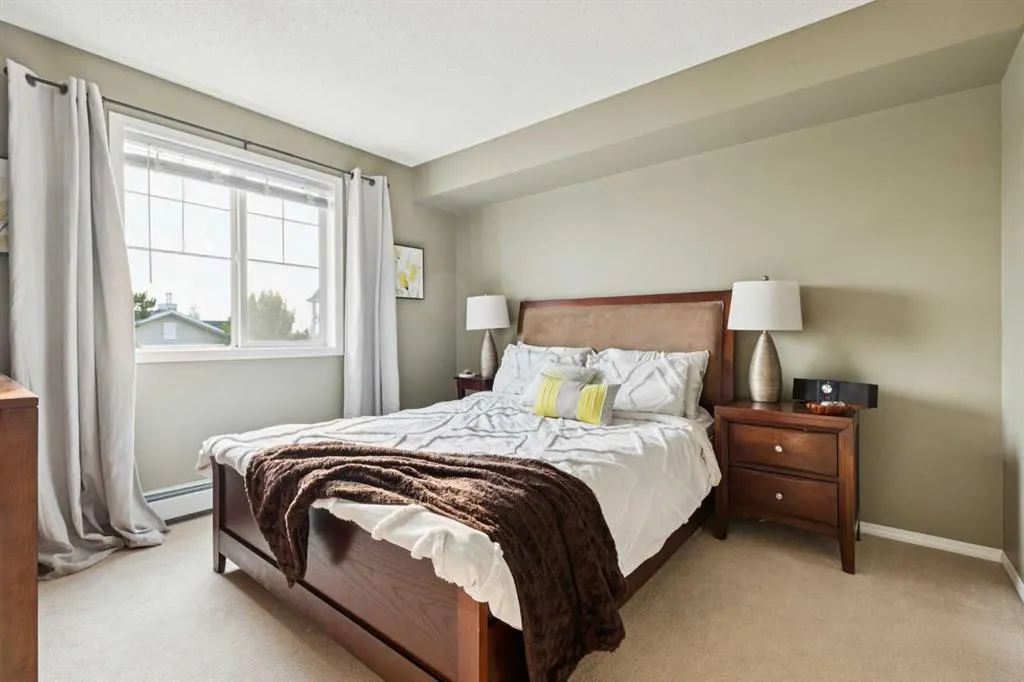 5 Country Village Park NE, #1304