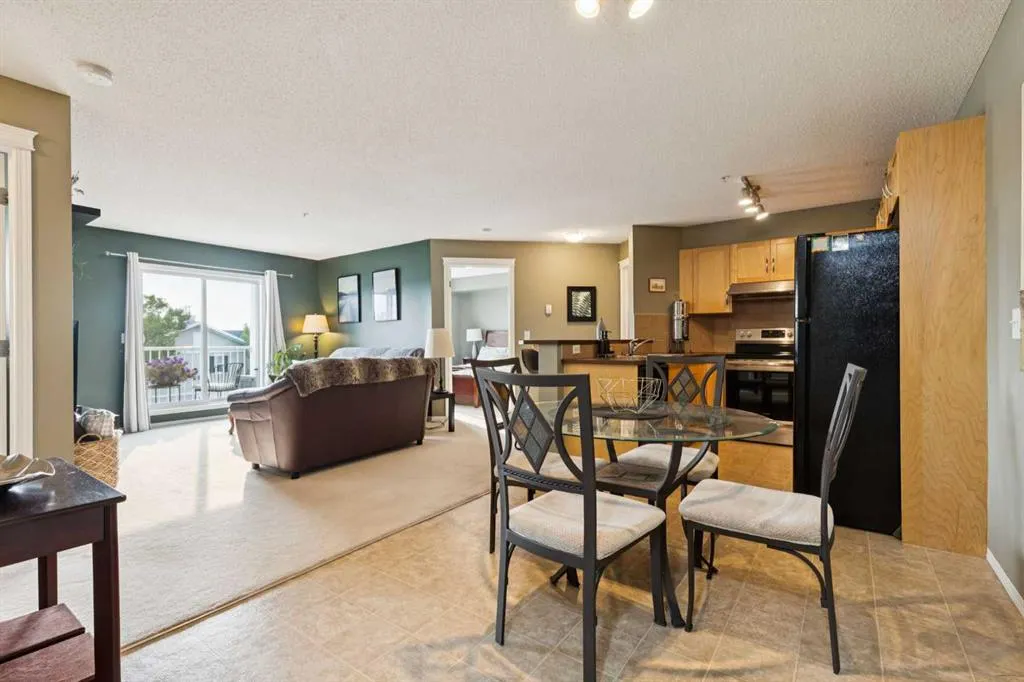 5 Country Village Park NE, #1304