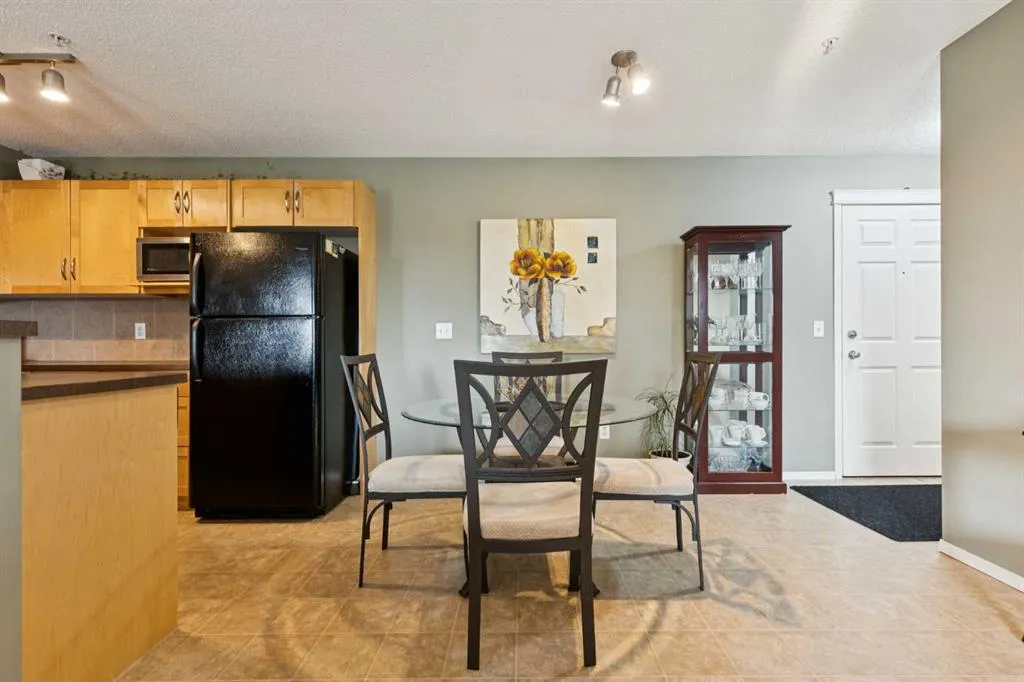 5 Country Village Park NE, #1304