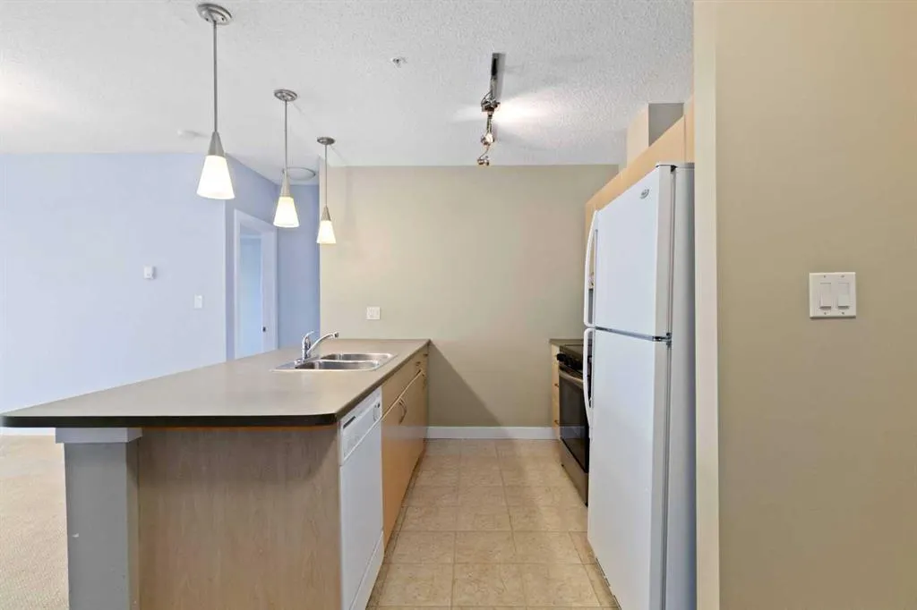 136A Sandpiper Road, #306