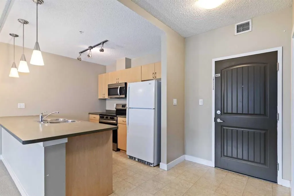 136A Sandpiper Road, #306