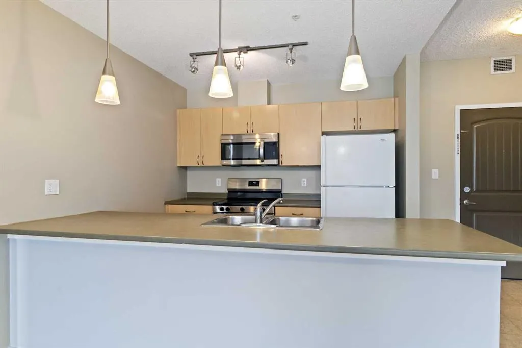 136A Sandpiper Road, #306