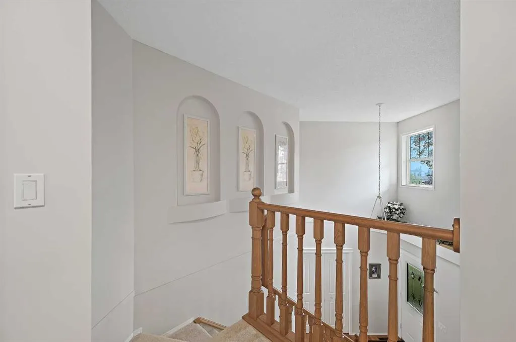 6 Chapala Crescent SE