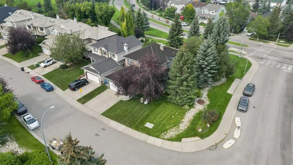 6 Chapala Crescent SE