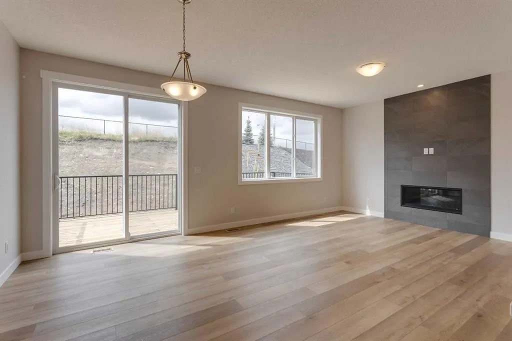 32 Willow Park Point
