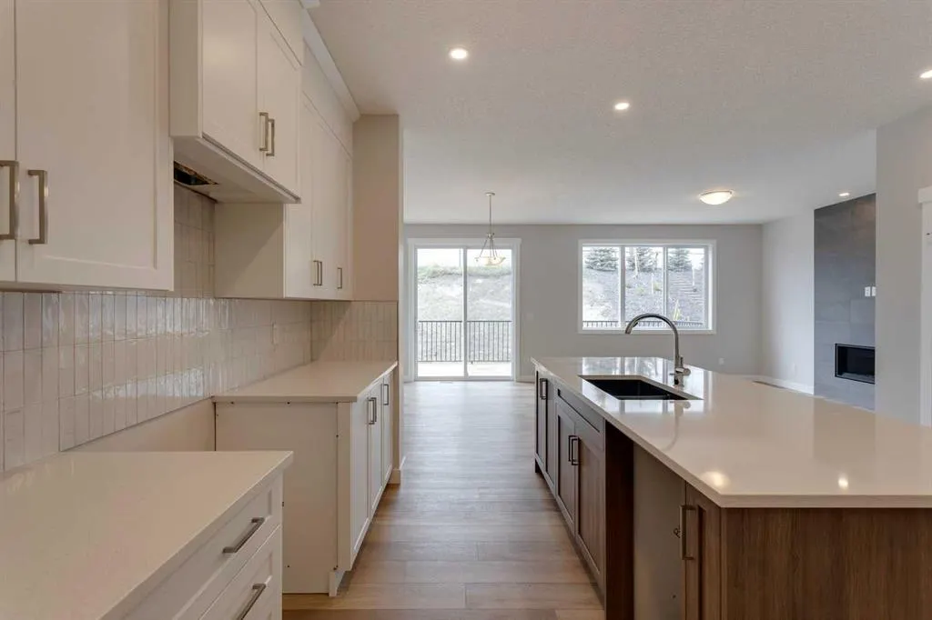 32 Willow Park Point
