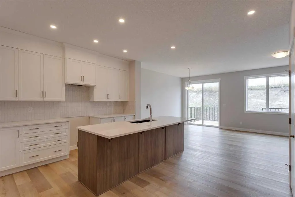 32 Willow Park Point