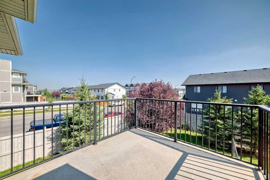 581 Hillcrest Road SW