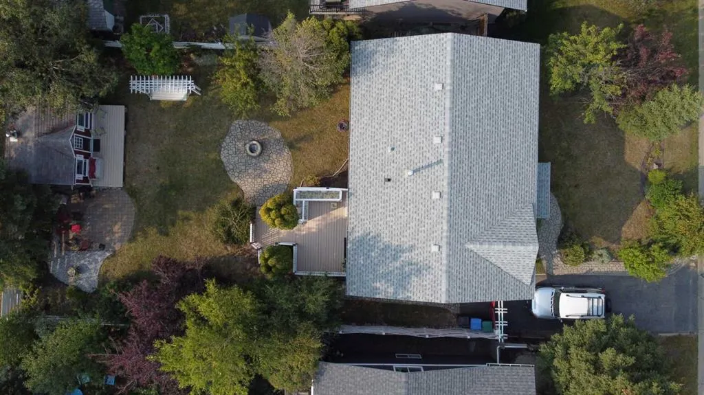 718 Oak Drive