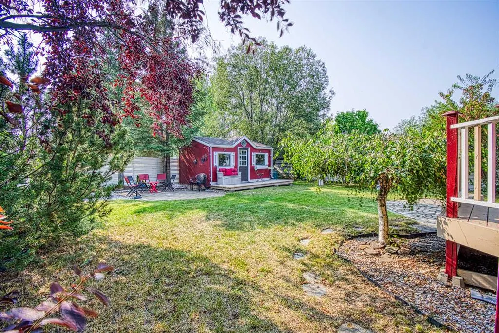 718 Oak Drive