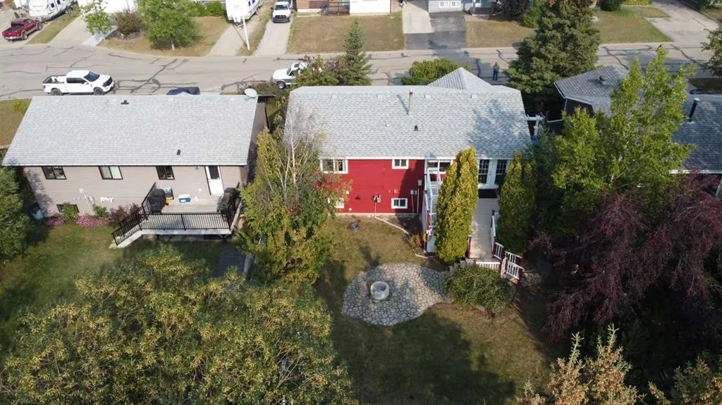 718 Oak Drive