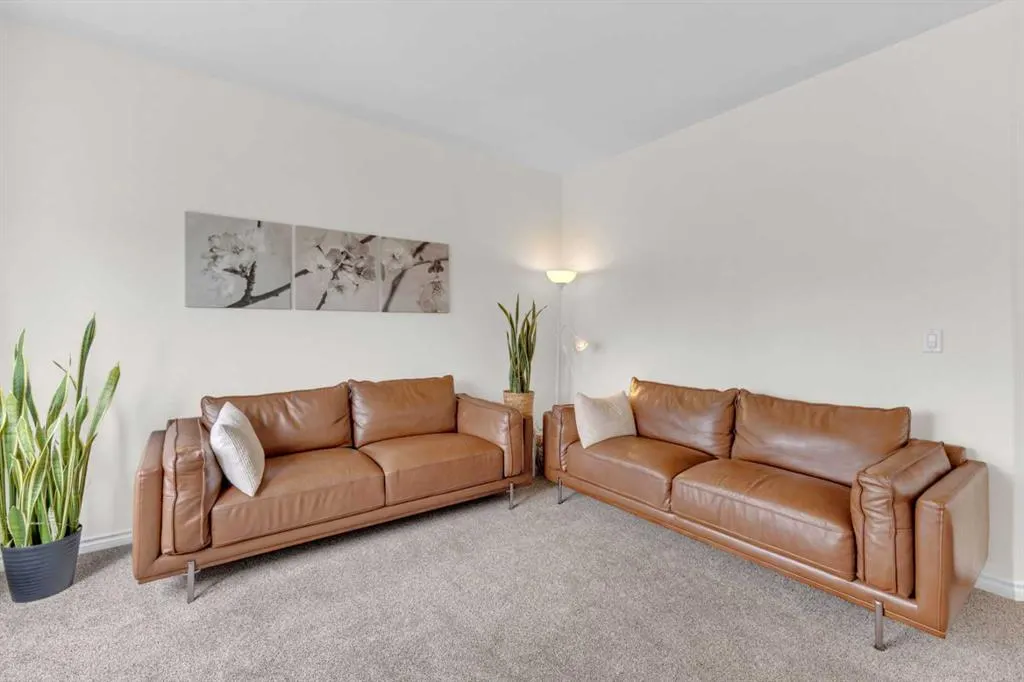 17 Cedar Crescent