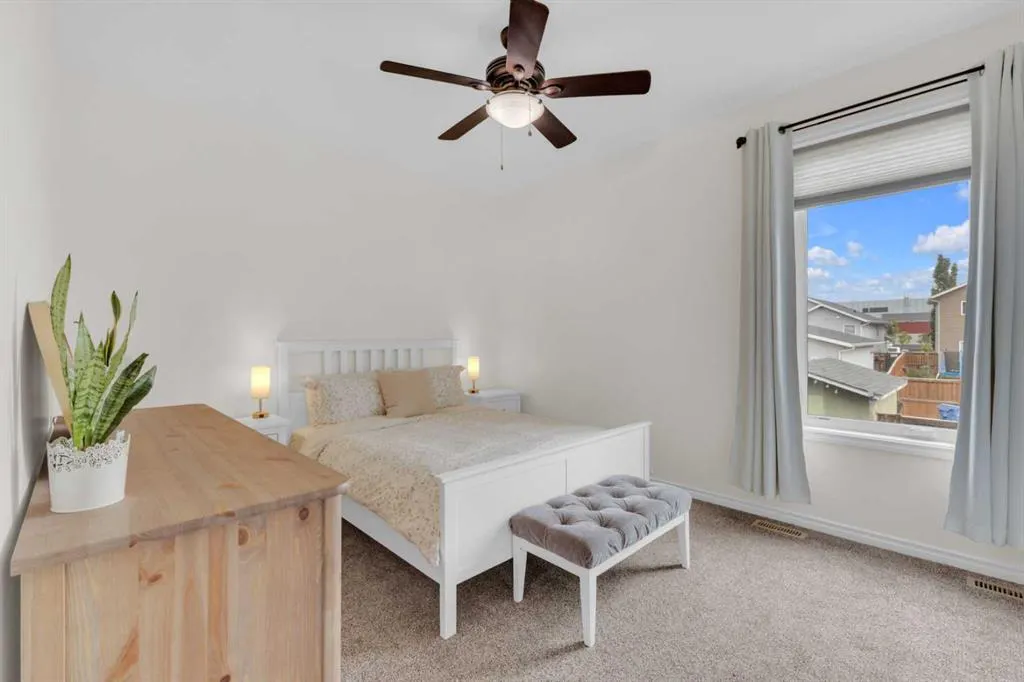 17 Cedar Crescent