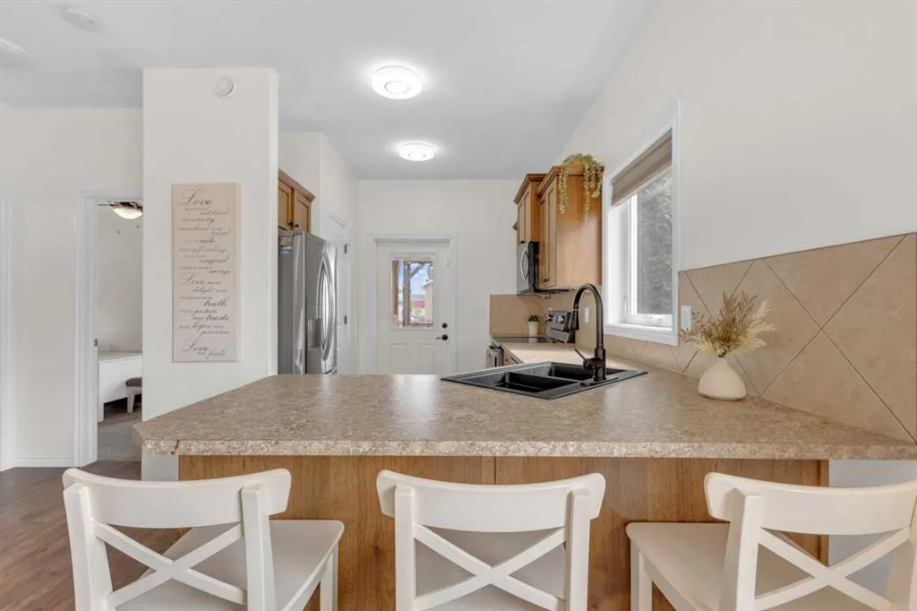17 Cedar Crescent