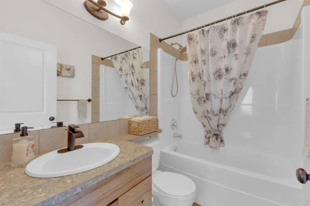 17 Cedar Crescent