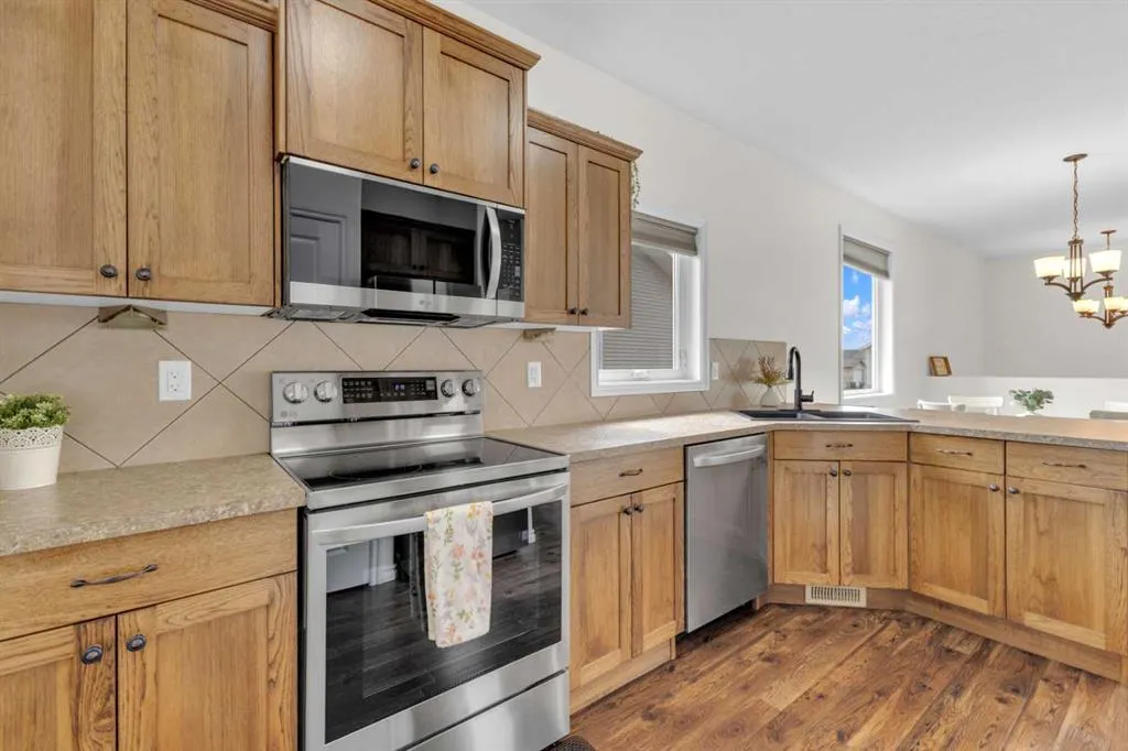 17 Cedar Crescent