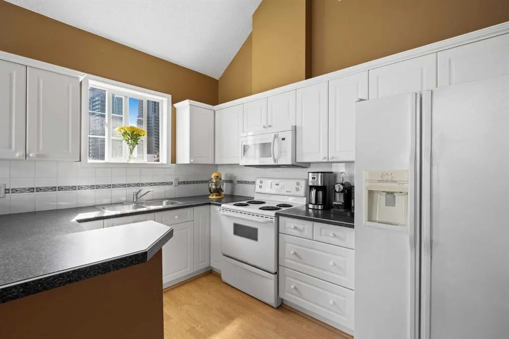 126 14 Avenue SW, #518