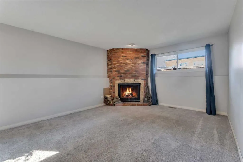 3314 Centre Street NE, #2